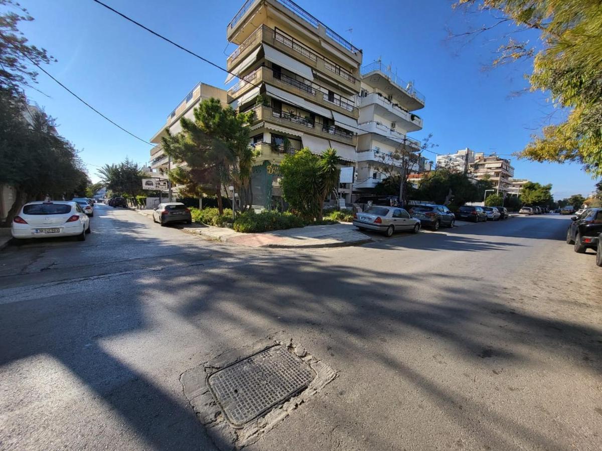 Apartment Near The Center Of Glyfada Athens Exterior photo