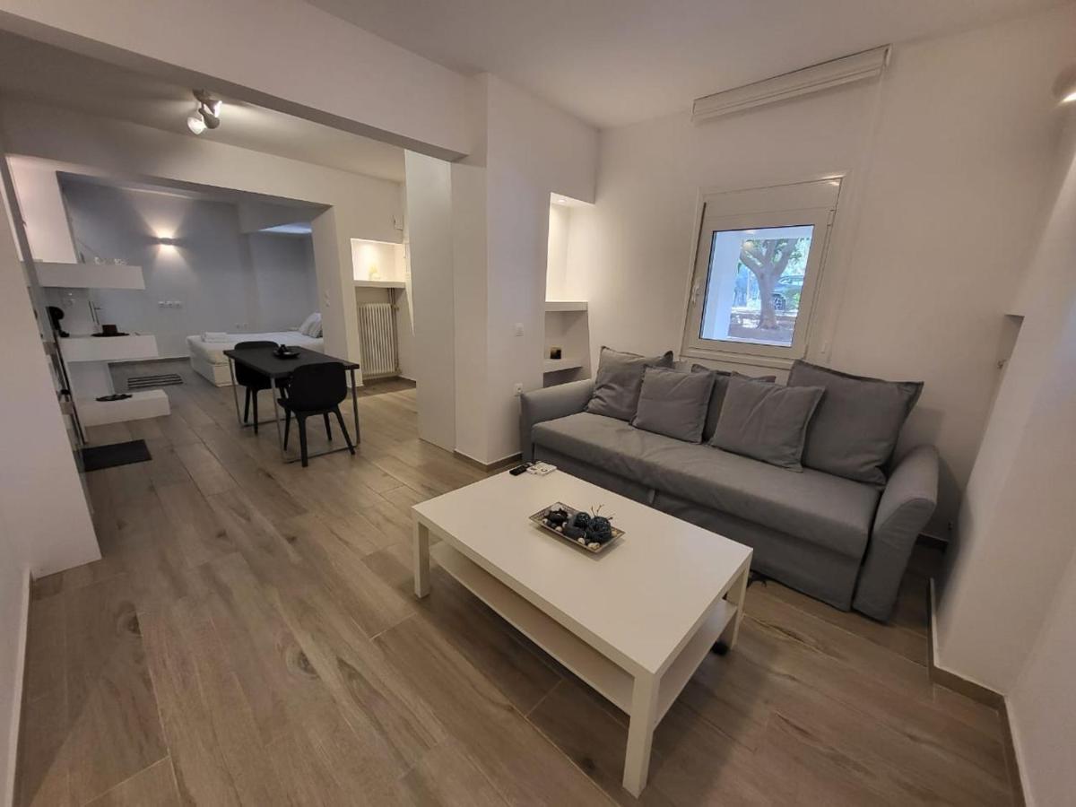 Apartment Near The Center Of Glyfada Athens Exterior photo