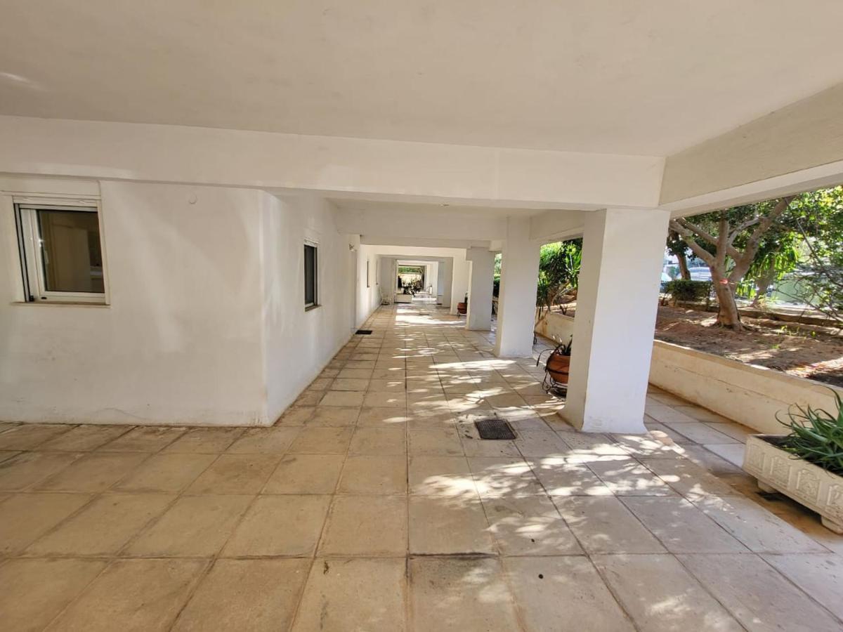 Apartment Near The Center Of Glyfada Athens Exterior photo